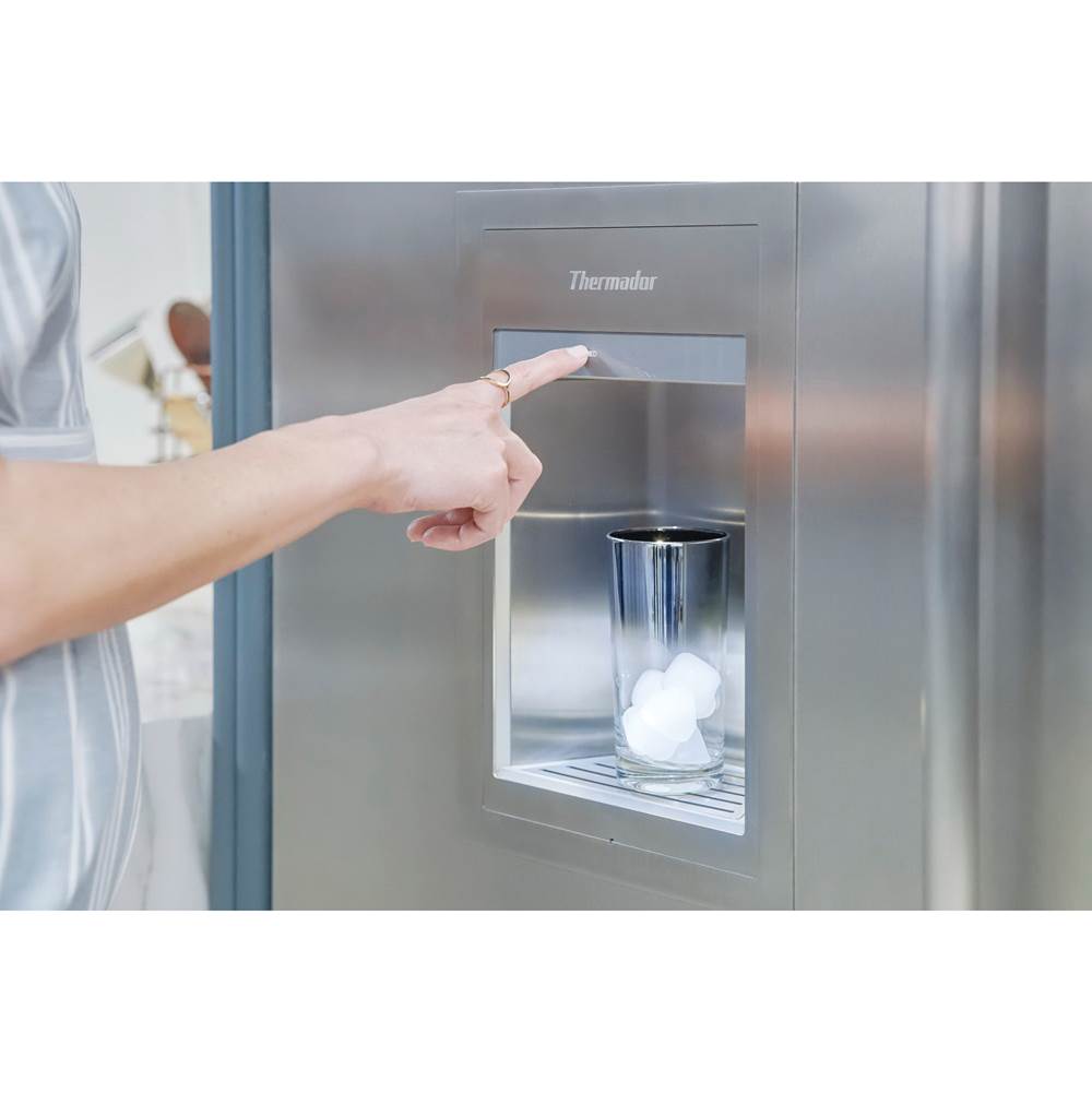 Thermador - Built-In Freezer